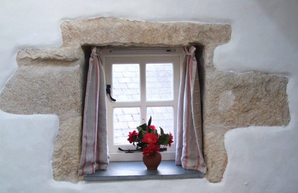 Little Tolmennor Barn Deep Window